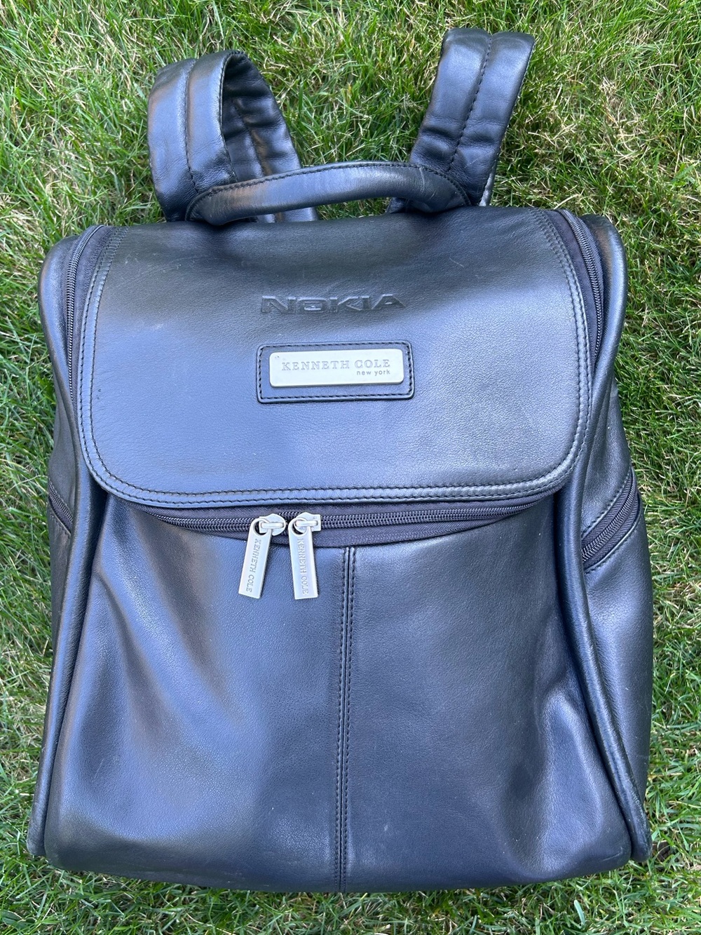 Vintage Kenneth Cole New York Nokia black leather backpack briefcase